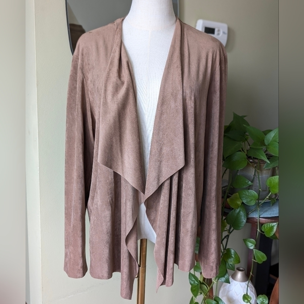 Ruby Rd. Size L Taupe Faux Suede Drape Front Cardigan Shacket – Cozy & Chic